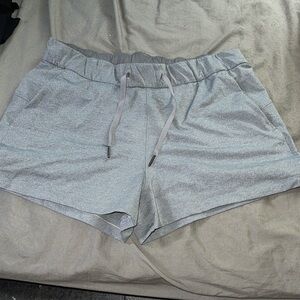 NWOT lululemon shorts
